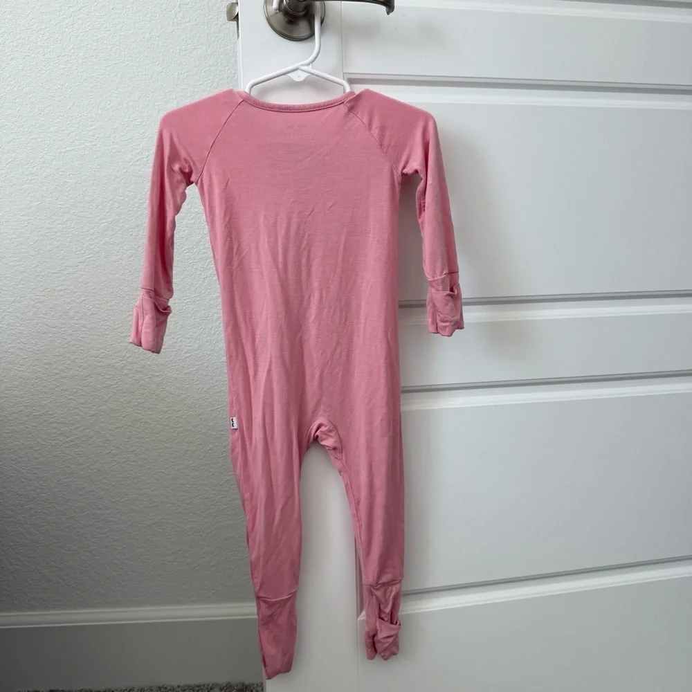 Little Sleepies- Solid Pink/Coral Zippy - 6-12